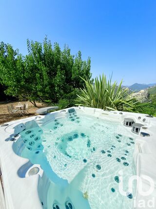  Maison � vendre 7 pi�ces 207 m�