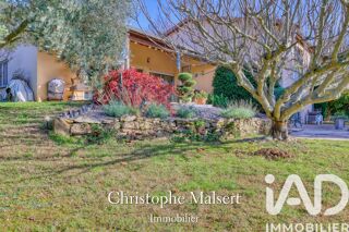  Villa  vendre 5 pices 220 m