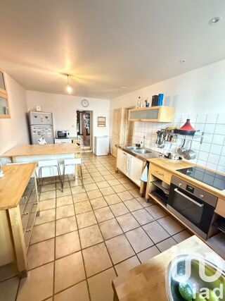  Maison � vendre 8 pi�ces 227 m�