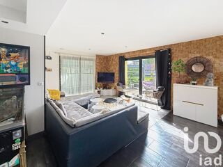  Maison  vendre 8 pices 225 m