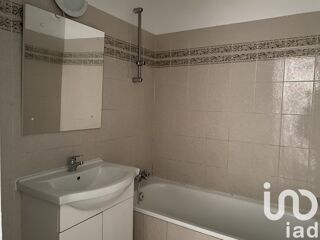  Immeuble � vendre 724 m�