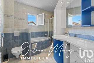  Maison  vendre 5 pices 143 m