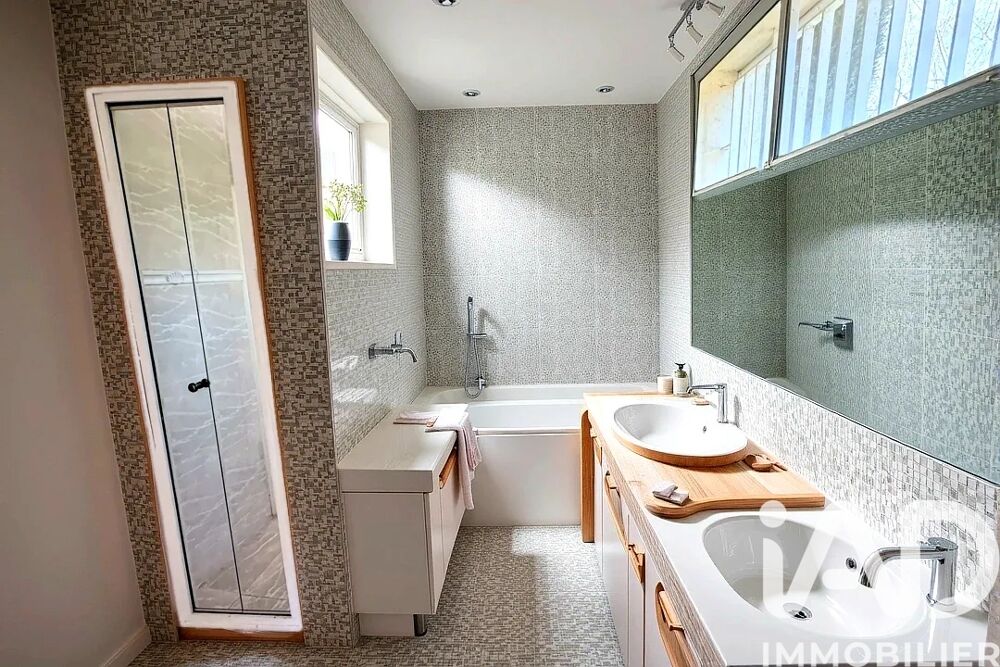 � vendre  Maison Aubagne (13400)