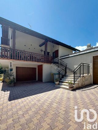  Maison � vendre 6 pi�ces 211 m�