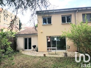  Maison  vendre 5 pices 107 m