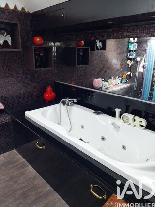  Appartement � vendre 4 pi�ces 130 m�