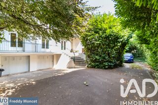  Maison � vendre 9 pi�ces 210 m�