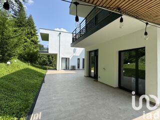  Villa � vendre 8 pi�ces 320 m�