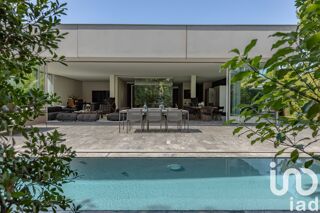  Villa � vendre 6 pi�ces 700 m�