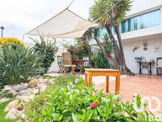  Villa  vendre 5 pices 185 m