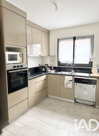  Appartement � vendre 3 pi�ces 77 m�