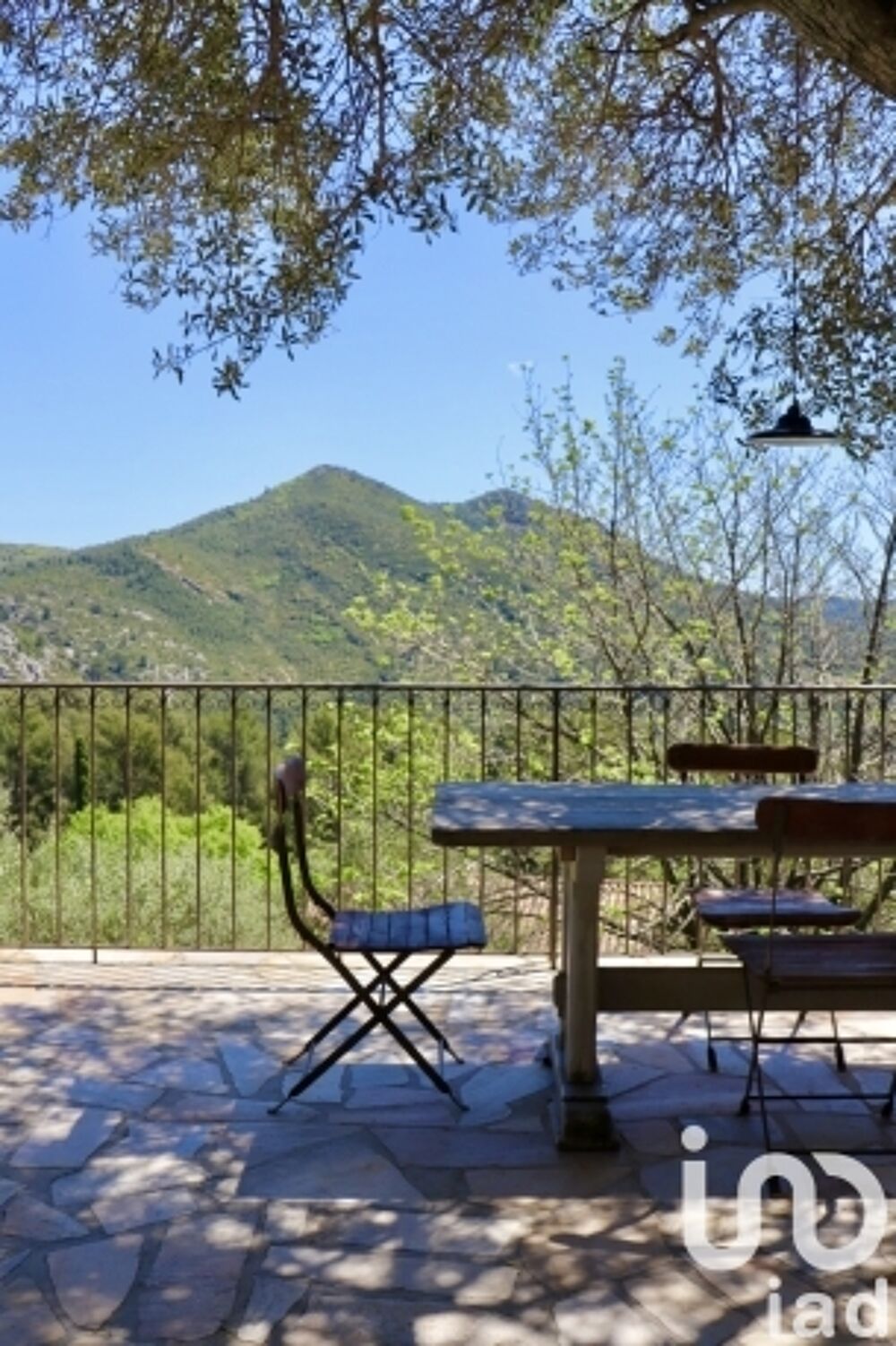  vendre  Maison Le Revest-les-Eaux (83200)