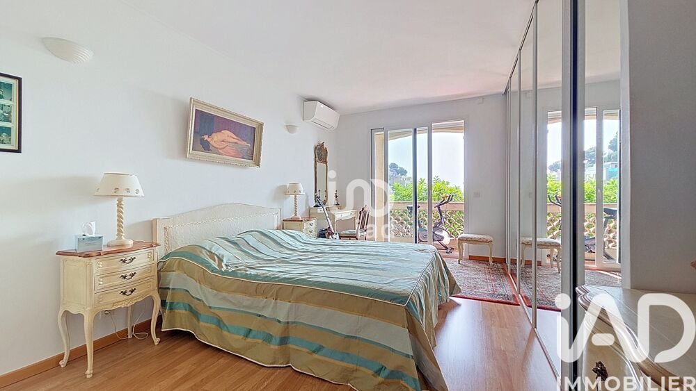 � vendre  Appartement Roquebrune-Cap-Martin (06190)