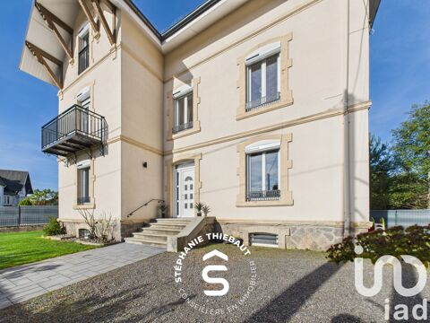   Vente Demeure 9 pi�ces Maison - 9 pi�ce(s) - 245 m�