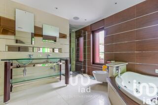  Villa � vendre 11 pi�ces 299 m�