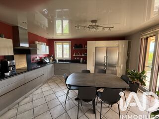  Maison � vendre 9 pi�ces 210 m�