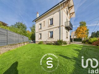 Maison � vendre 9 pi�ces 245 m�