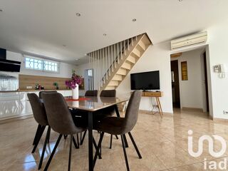  Maison  vendre 9 pices 240 m