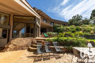  Villa � vendre 6 pi�ces 365 m�