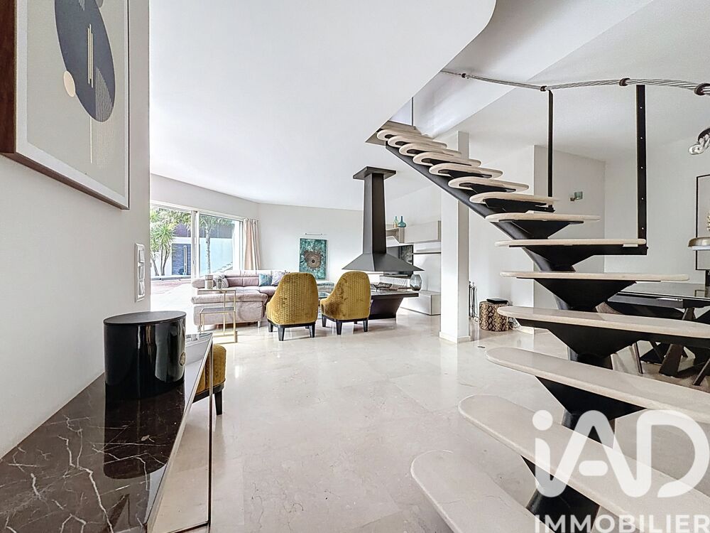 � vendre  Maison Roquebrune-Cap-Martin (06190)