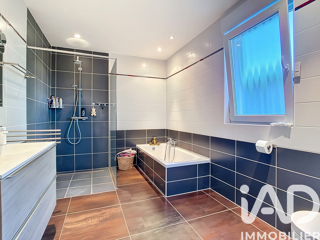  Maison � vendre 6 pi�ces 264 m�