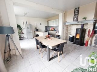  Maison  vendre 8 pices 142 m