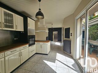  Maison  vendre 8 pices 198 m