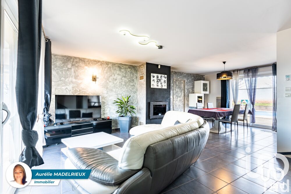 Vente Maison Vente Maison traditionnelle 5 pices Sury-le-comtal