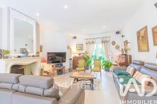  Villa � vendre 9 pi�ces 270 m�