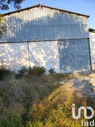  Immeuble � vendre 810 m�