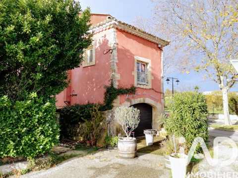   Vente Maison de village 7 pi�ces Maison - 7 pi�ce(s) - 186 m�