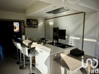  Maison � vendre 9 pi�ces 307 m�