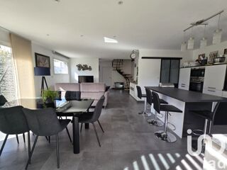  Maison  vendre 6 pices 128 m