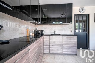  Maison � vendre 8 pi�ces 180 m�