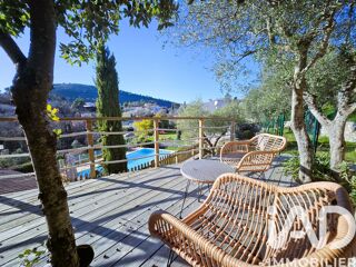  Maison � vendre 5 pi�ces 240 m�