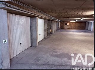  Parking / Garage � vendre 100 m�