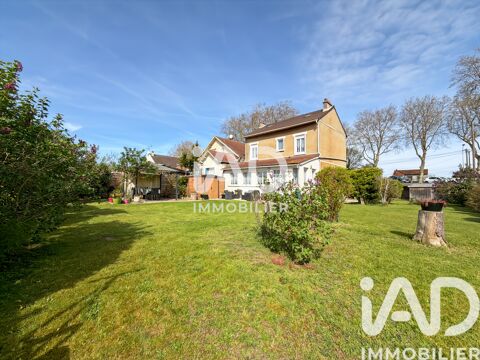   Vente Maison traditionnelle 7 pi�ces Maison - 7 pi�ce(s) - 144 m�