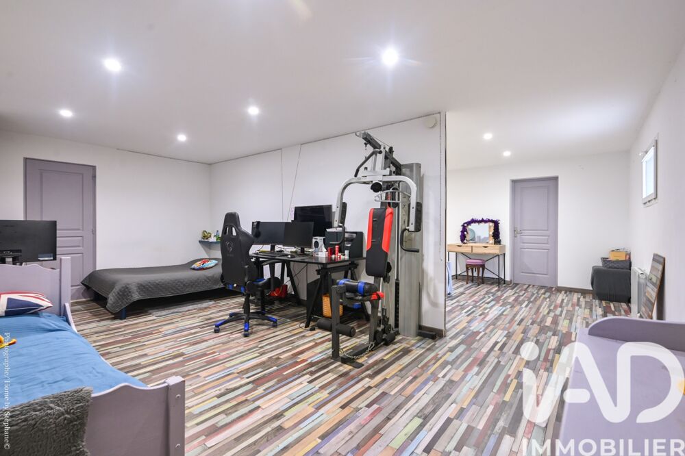 � vendre  Maison Saint-Zacharie (83640)