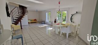  Maison  vendre 6 pices 166 m