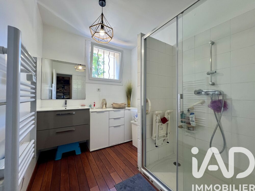 � vendre  Villa La Farl�de (83210)