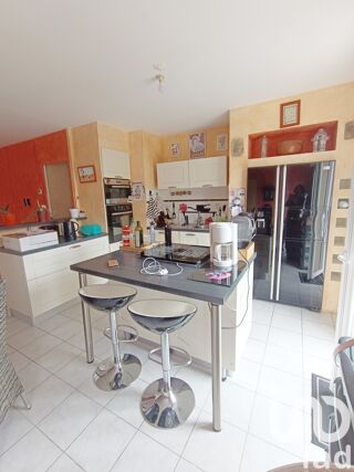  Maison  vendre 4 pices 80 m