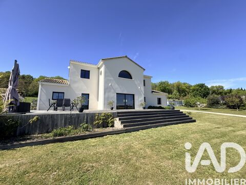   Vente Maison/villa 5 pi�ces Maison - 5 pi�ce(s) - 215 m�