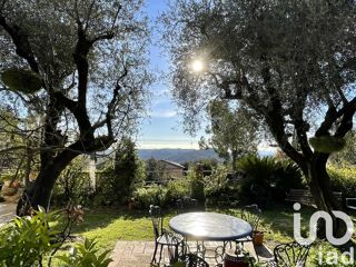  Maison  vendre 7 pices 221 m