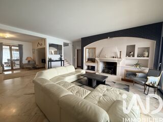  Villa � vendre 8 pi�ces 360 m�