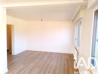  Appartement � louer 5 pi�ces 142 m�