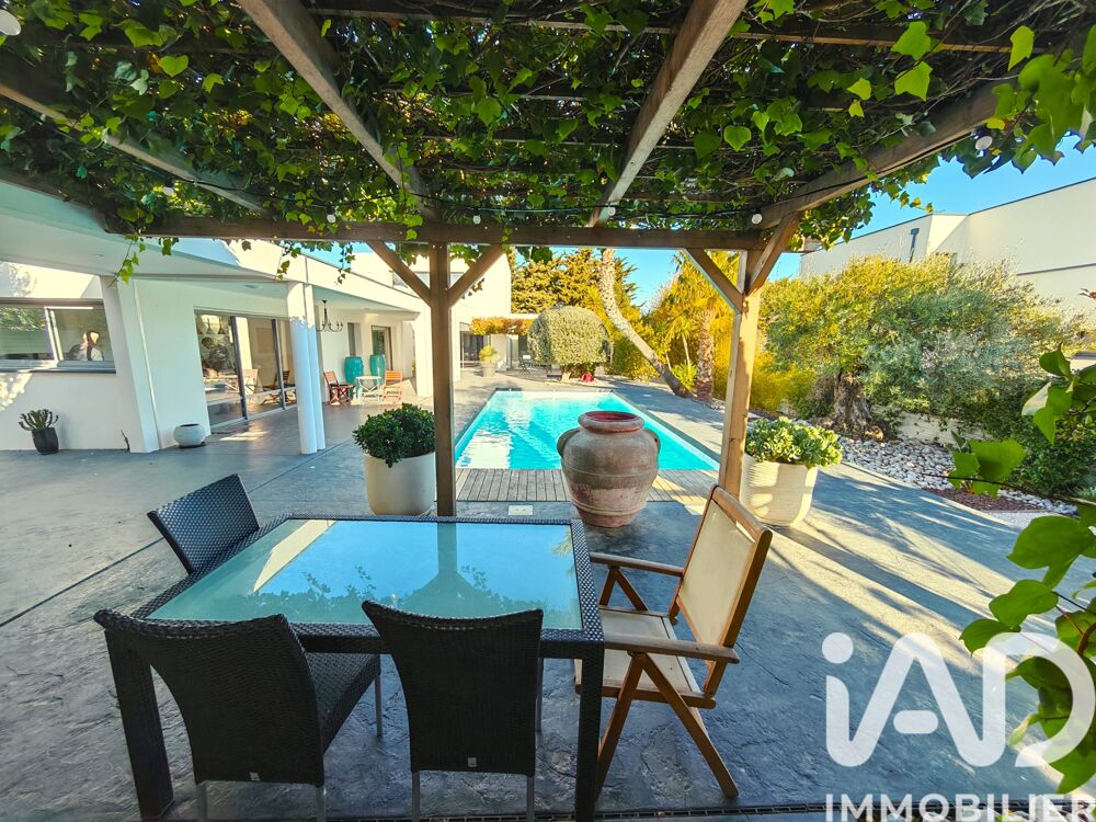 � vendre  Villa Saint-F�liu-d'Avall (66170)