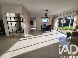  Maison � vendre 8 pi�ces 200 m�