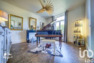  Maison  vendre 13 pices 323 m