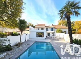  Maison  vendre 7 pices 210 m