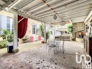  Immeuble � vendre 573 m�